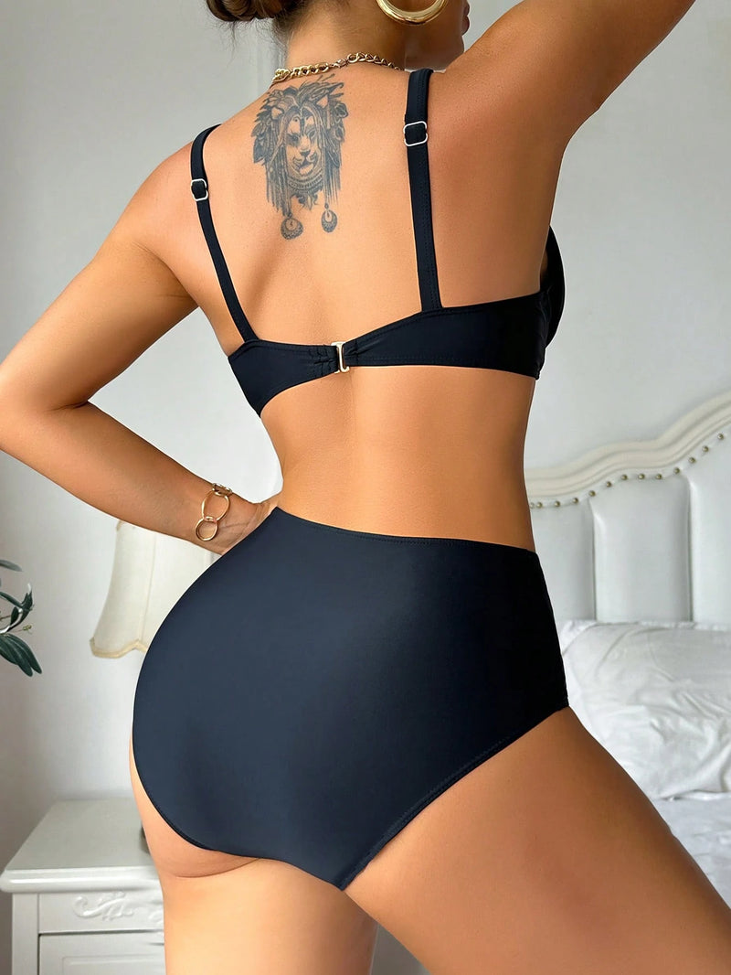 Biquíni feminino Detalhe dourado - Emily