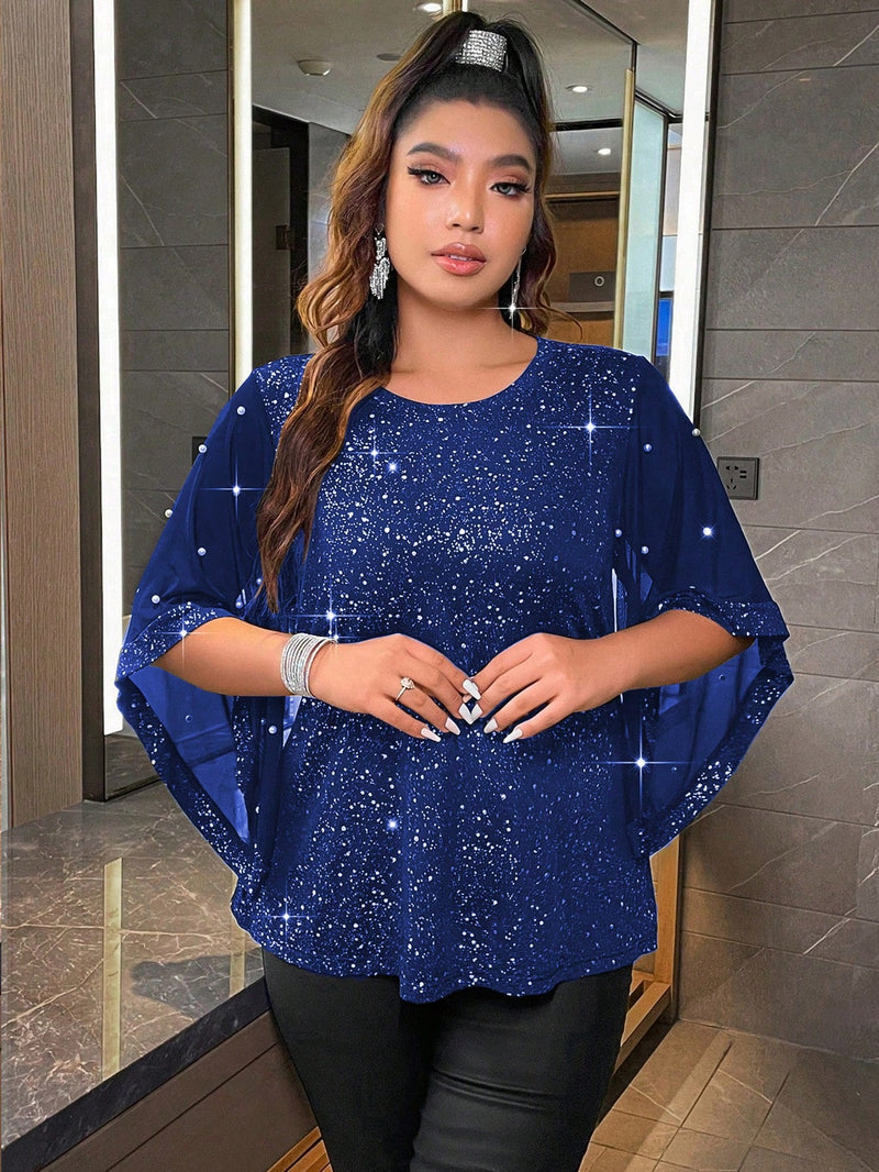 Blusa feminina com estampa de pérolas brilhantes e mangas sino. Plus Size - Analú