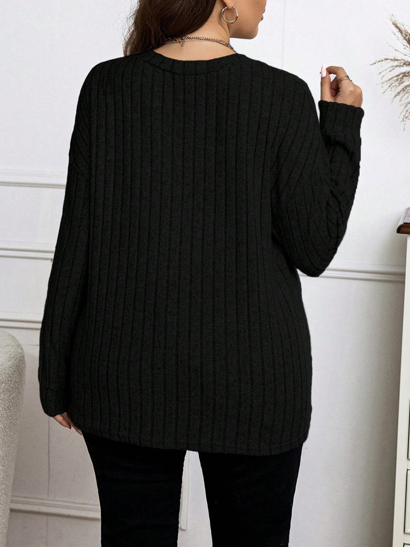 Camisa Feminina De Manga Longa E Gola V Em . Plus Size - Yara