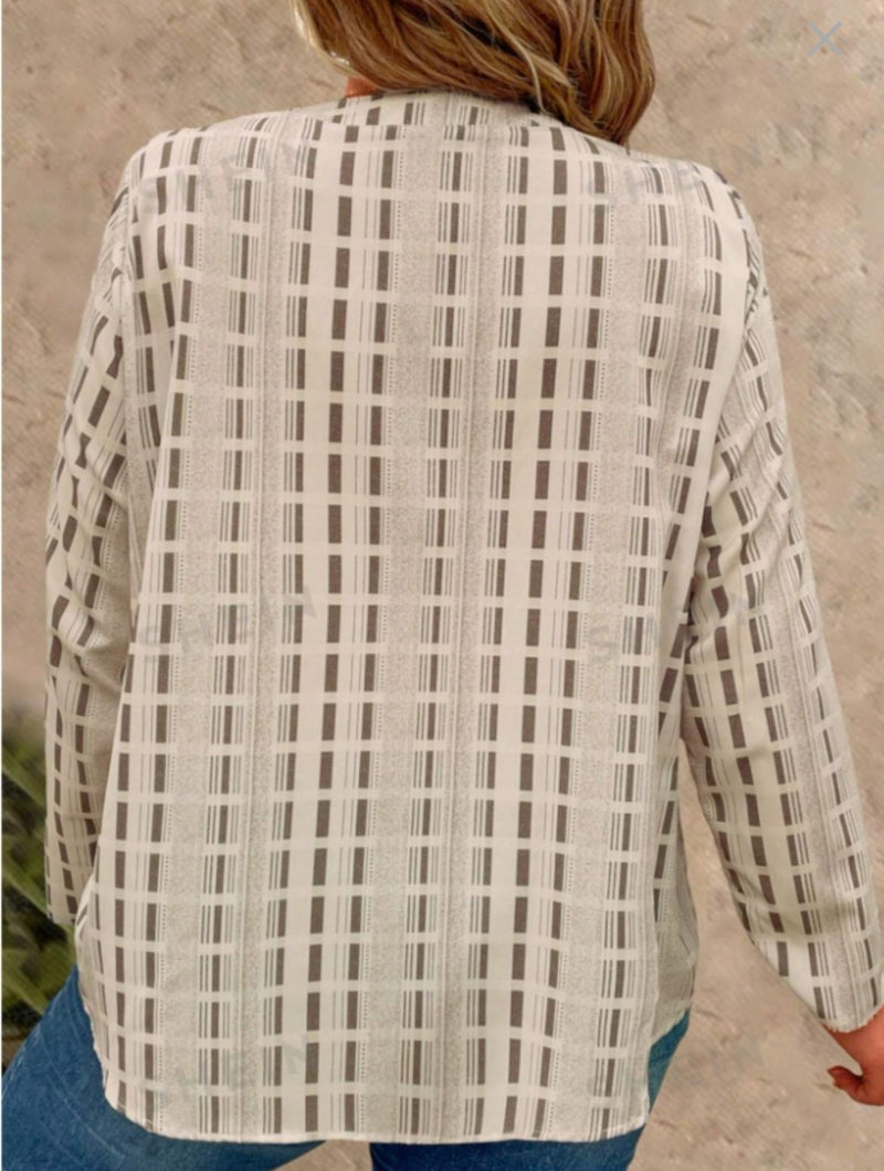 Camisa Feminina de Manga Larga. Plus size - Maitê 