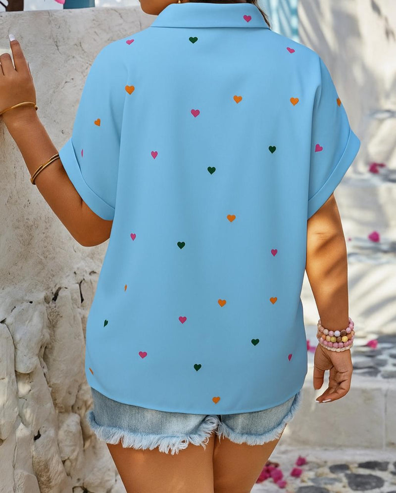 Camisa Feminina de Manga Curta. Plus Size - Tyta