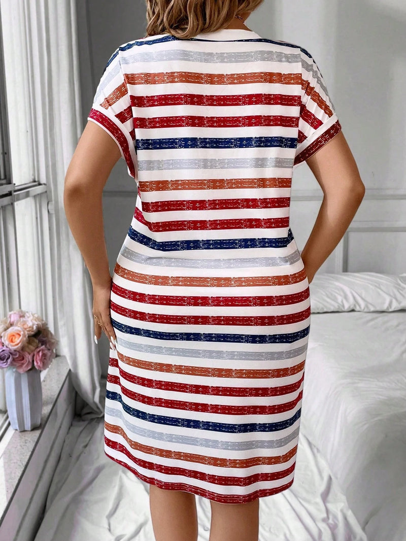 Vestido Feminino de Manga Curta com Decote em V. Plus Size - Ritha